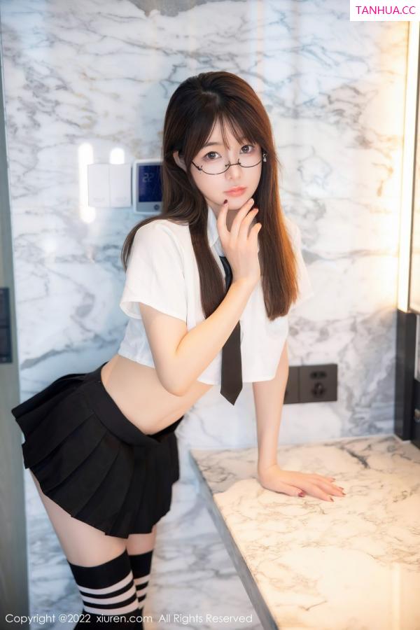 婠婠么  [XiuRen]高清写真图 2022.08.01 No.5365 婠婠么第33张图片